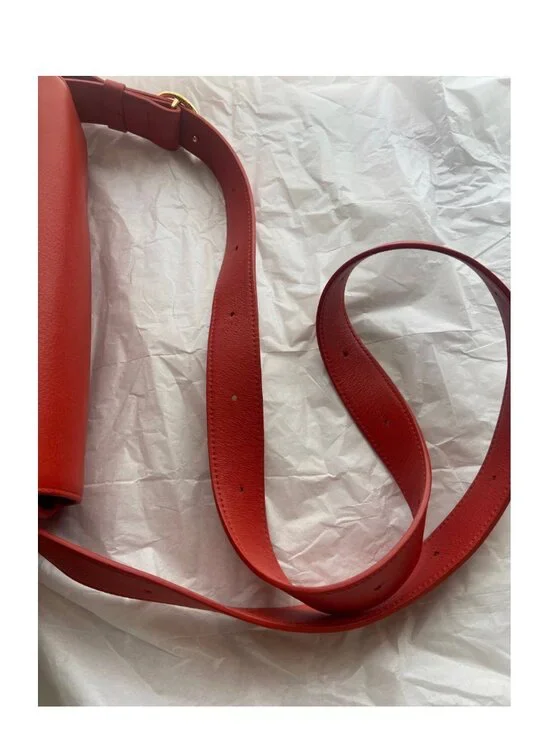 EUC Cuyana Half-Moon Shoulder Bag in Blood Orange - Picture 5 of 11